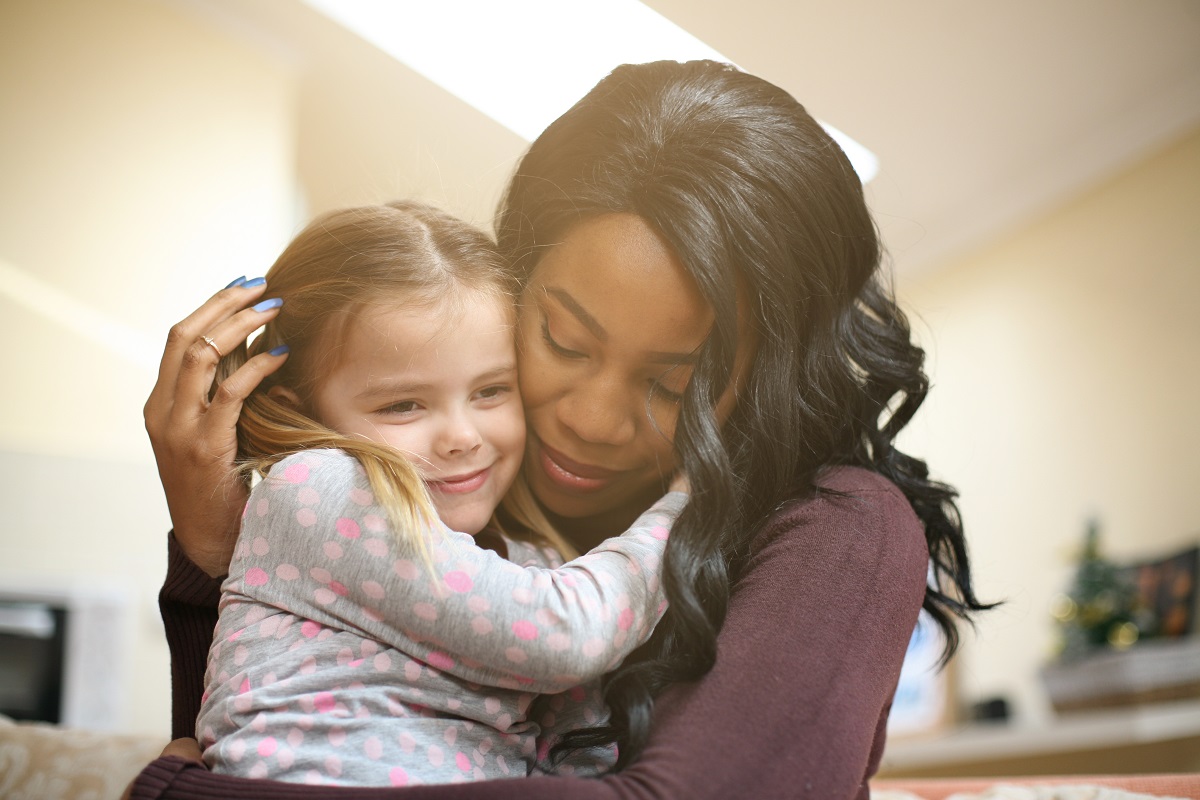 mother and daughter 