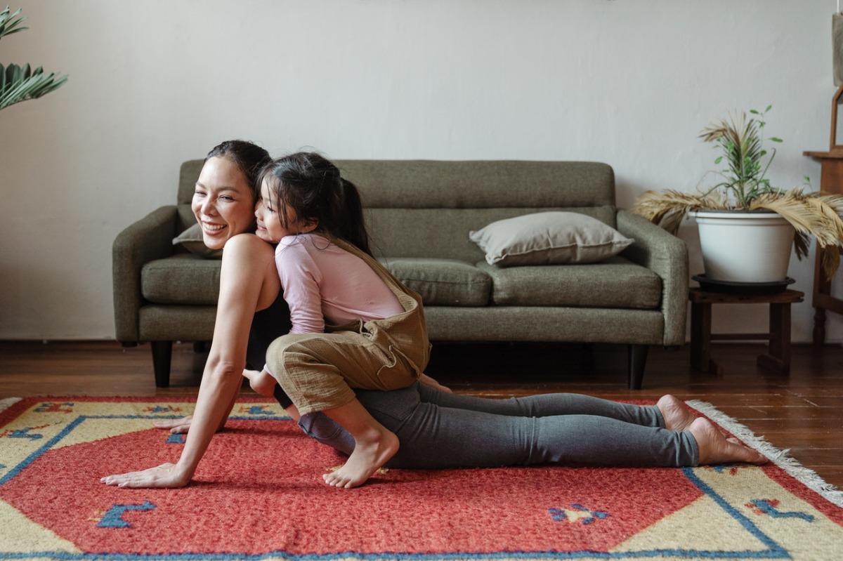 mother and daughter exercise