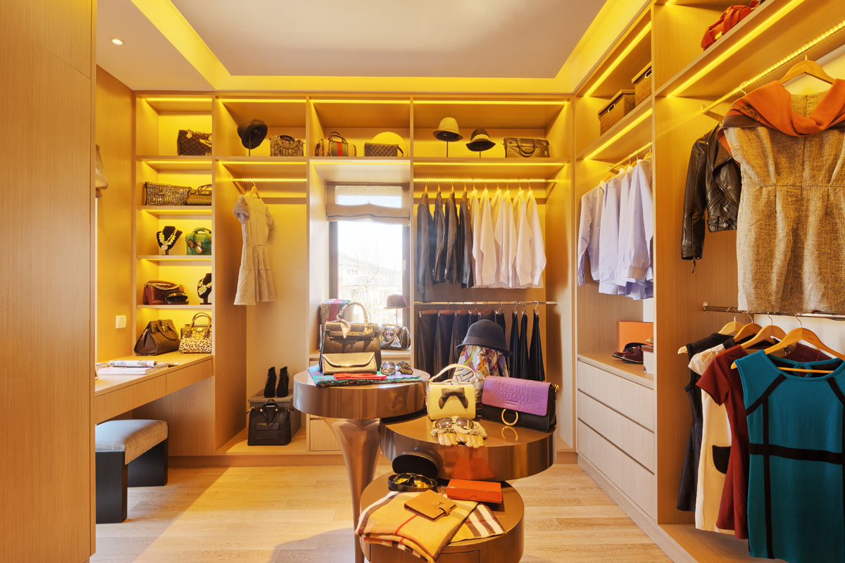 walk in closet