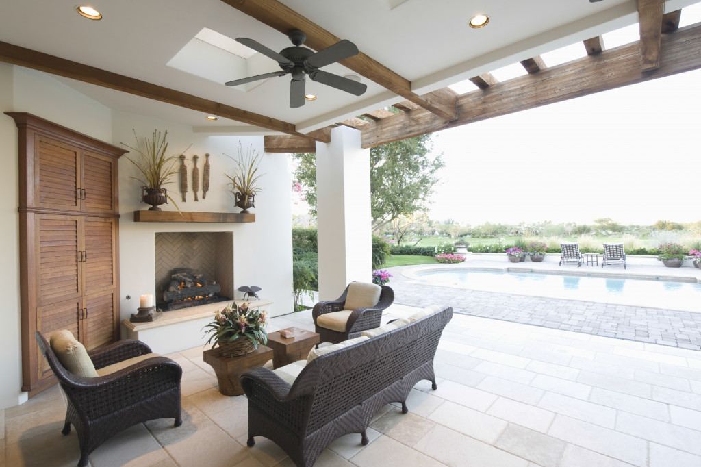 Swimming pool with seating area