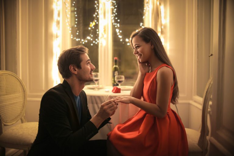 proposing in a restaurant
