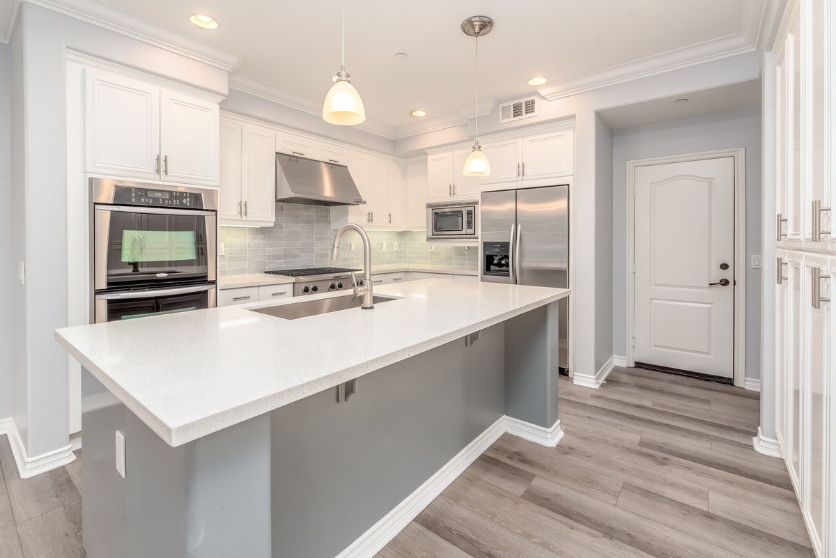 all white kitchen